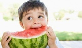 周立珊吃瓜免费,揭秘娱乐圈幕后真相